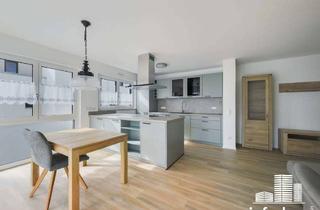 Wohnung kaufen in 86391 Stadtbergen, Traumhafte Wohnung mit neuer Küche, Möbelpaket & Balkon