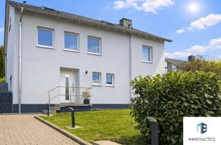 Wohnung kaufen in 55543 Bad Kreuznach, Neuwertige Erdgeschosswohnung mit Terrasse, Garten und zwei Carport-Stellplätzen in Bad Kreuznach