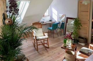 Wohnung kaufen in 34131 Bad Wilhelmshöhe, Charmante Altbauwohnung in Bad Wilhelmshöhe an Selbstnutzer oder Anleger zu verkaufen