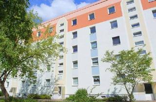 Wohnung kaufen in Hohe Straße 20, 01979 Lauchhammer, Preiswerte und renovierungsbedürftige 2-Zimmer-Wohnung im 4.OG mit Balkon