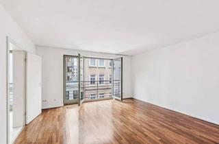 Wohnung kaufen in 20357 Eimsbüttel, 2-Zimmer Wohnung mit Aufzug in Top-Lage