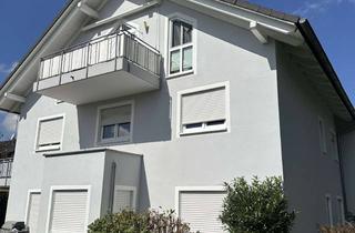 Wohnung kaufen in 82110 Germering, Charmante 3-Zimmer Dachgeschosswohnung in Germering mit Süd - Balkon