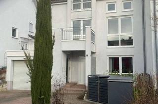Wohnung mieten in Am Sonnenberg, 55270 Schwabenheim, Helle, modern geschnittene 2-Zimmer-Wohnung mit Terrasse, Küche und Stellplatz