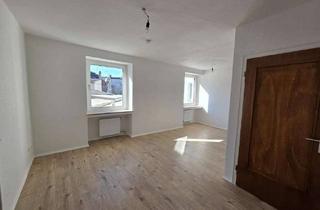 Wohnung mieten in Kieler Straße, 42697 Ohligs-Aufderhöhe, Frisch renovierte 2-Zimmer-Wohnung in direkter Lage zur Ohligser Fussgängerzone