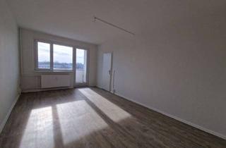 Wohnung mieten in Blockmacherring 46, 18109 Groß Klein, Wir renovieren, du musst nur einziehen!