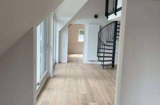 Lofts mieten in Budapesterstrasse 23, 81669 Ramersdorf-Perlach, Renovierte, loftartige Dachterrassenwohnung mit Galerie