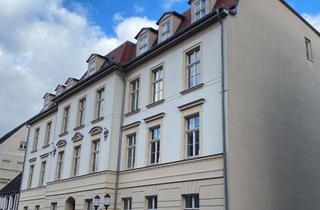 Wohnung mieten in 17489 Innenstadt, Großzügige 3-Zimmer-Altbauwohnung in der Innenstadt von Greifswald