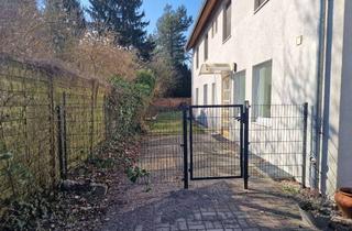 Wohnung mieten in Bahnhofstraße 18A, 13125 Karow, Leben wie im Einfamilienhaus: Garten, Bad mit Wanne und Dusche, Gäste-WC und viel Platz!