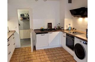 Wohnung mieten in 65779 Kelkheim, 3-Zimmer-Altbau-Wohnung auf 2 Ebenen mit Balkon in Kelkheim-Münster