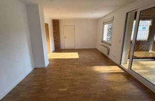 Wohnung mieten in Breitwiesenring 21, 76307 Karlsbad, Große 4-Zimmer Maisonettewohnung (110 m2) mit Wintergarten, Balkon & Carport – umfassend renoviert