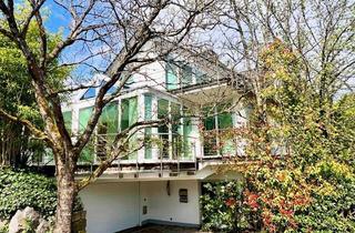 Villa kaufen in 65193 Sonnenberg, "Lage, Lage, Lage"Luxuriöse Villa mit Einliegerwohnung in sehr guter Wohnlage