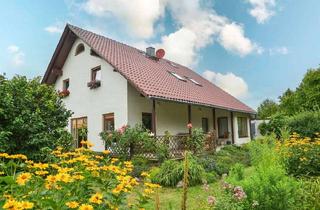 Haus kaufen in 15374 Müncheberg, Mehrgenerationen-Wohnen in ruhiger Lage, Garage, Carport, Garten, Bj. 1998
