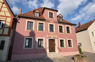 Haus kaufen in 91781 Weißenburg, Charmantes denkmalgeschütztes Mehrparteienhaus in Altstadtlage