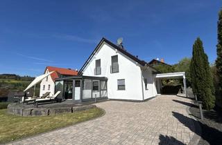 Haus kaufen in 36115 Hilders, Eleganz trifft Natur mit privatem Wellnessbereich und idyllischem Garten in der Rhön