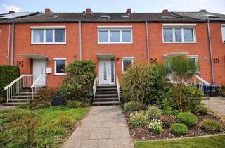 Reihenhaus kaufen in 28359 Horn, Erstbezug nach Sanierung: Großzügiges Reihenhaus mit Garten und Terrasse in Bremen-Horn