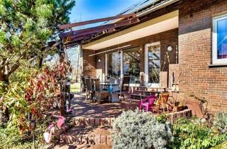 Einfamilienhaus kaufen in 32584 Löhne, Selten am Markt: Nahezu autarkes EFH mit PV, Speicher & Top-Ausstattung