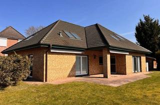 Haus kaufen in 22889 Tangstedt, Großes Walmdach-Haus in Tangstedt-Wiemerskamp auch für 2 Parteien geeignet