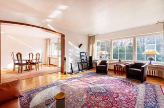 Mehrfamilienhaus kaufen in 45481 Saarn, Großzügiges Mehrfamilienhaus mit Garten, Terrassen und 2 Garagen in begehrter Lage von Mülheim-Saarn