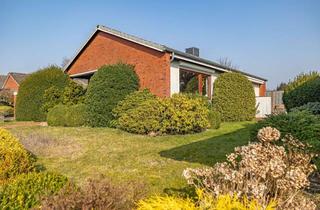 Haus kaufen in 24782 Büdelsdorf, Bungalow mit Auffrischungsbedarf in ruhiger Lage