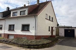 Doppelhaushälfte kaufen in 66798 Wallerfangen, Großzügige Doppelhaushälfte in schöner Wohnlage