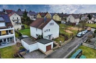Einfamilienhaus kaufen in 97456 Dittelbrunn, Familienfreundliches Einfamilienhaus mit großem Grundstück, Loggia und vielen Modernisierungen