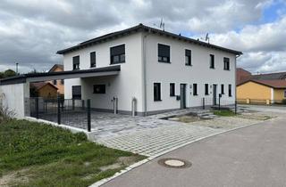 Haus mieten in 86554 Pöttmes, Doppelhaushälfte Baujahr 2024