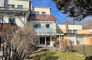 Haus mieten in 82178 Puchheim, Puchheim/Bhf: modern saniertes Split-Level-Familienhaus:6 Zimmer+3 Bäder+Gäste-WC+ neue EBK+ Parkett