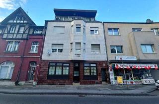 Anlageobjekt in 51379 Opladen, Provisionsfrei: Mehrfamilienhaus-Investment mit 8 WE, Gewerbe und Garagen