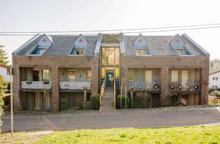 Anlageobjekt in Im Niederbusch, 52385 Nideggen, MFH mit 5 Wohneinheiten – Architektenhaus in Traumlage mit unverbaubarer Aussicht u. Baupotential