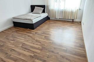 Immobilie mieten in Fürstenbergallee 44, 76532 Weststadt, Möbliertes WG Zimmer zu vermieten