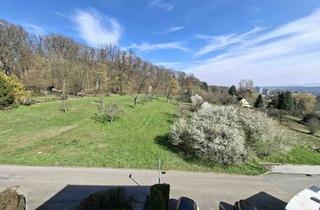 Wohnung mieten in 73207 Plochingen, 73207 Plochingen-Stumpenhof: Großzügige 3-Zi-Wohnung. DG. Stellplatz. Garage optional.