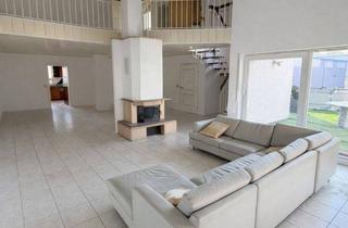 Wohnung mieten in Hamburger Str. 16, 69181 Leimen, Charmante Maisonette eines 2-MFH im Ober- und Dachgeschoss mit Balkon, Kamin und 2 Stellplätzen