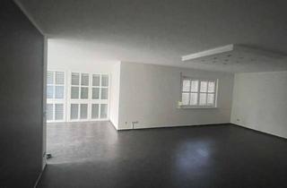 Wohnung kaufen in 75217 Birkenfeld, Attraktive 3,5-Zimmer Erdgeschosswohnung mit Terrasse in Birkenfeld