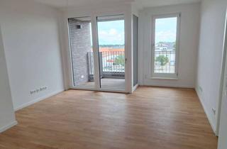 Wohnung mieten in 17489 Nördliche Mühlenvorstadt, Zentrumsnah und seitlicher Wasserblick: 2-Zimmer-Wohnung mit Balkon in Zentrumsnähe