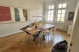 Wohnung mieten in 40545 Oberkassel, Großzügige und helle 3-Zimmer Altbau-Wohnung in Rheinnähe in Oberkassel