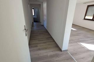 Wohnung mieten in 71069 Sindelfingen, Helle moderne 3-Zimmer-Wohnung mit Balkon in Sindelfingen