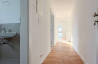 Wohnung mieten in 69469 Weinheim, Luxuriöse 2-Zimmer Wohnung mit Balkon und Kellerraum in Weinheim-Sulzbach