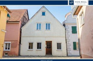 Einfamilienhaus kaufen in 86720 Nördlingen, Perfekt zum Selbstbezug oder als Kapitalanlage: Leerstehendes Altstadt-Einfamilienhaus zum Sanieren