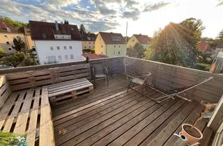 Mehrfamilienhaus kaufen in 93053 Kasernenviertel, Rendite 4% ! Mehrfamilienhaus mit 4 Wohnungen und Balkonen, Dachterrasse in Regensburg Südost