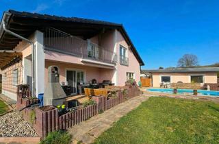 Einfamilienhaus kaufen in Bachholz 17, 96274 Itzgrund, „Grüne Energie trifft Idylle – Stilvolles Einfamilienhaus am Ortsrand mit PV-Heizsystem und sommerli