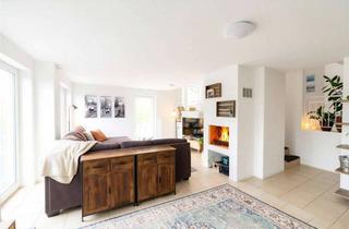 Doppelhaushälfte kaufen in 71088 Holzgerlingen, Neuwertige Doppelhaushälfte in Holzgerlingen – Eigennutzung oder Kapitalanlage mit Einliegerwohnung