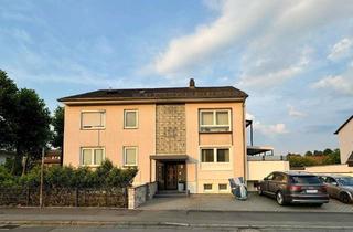 Haus kaufen in 34225 Baunatal, Hochwertig modernisiertes 3-Parteien-Haus in Baunatal in top Lage im Wohngebiet Baunatal-Großenritte