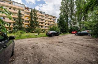 Immobilie kaufen in Koloniestraße 149, 13357 Wedding, 8 % Rendite Chance! 24 Stellplätze zum Kauf in Berlin Mitte (Innenhof) inkl. 62m² Wohnung mit Balkon