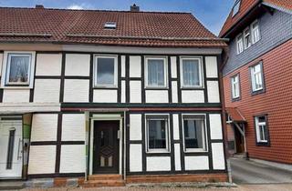 Doppelhaushälfte kaufen in 38871 Ilsenburg, Familienhaus in Ilsenburg mit großem Potential