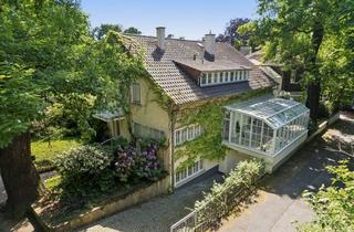 Villa kaufen in 60528 Frankfurt, Charmante Stadtvilla mit Flair & Privatsphäre im Süden Frankfurts, direkt am Stadtwald