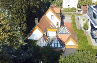 Haus kaufen in 90451 Nürnberg, Juwel mit Blick in den Rednitzgrund: Architektenhaus der Extraklasse in Nürnberg-Eibach