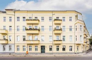 Wohnung kaufen in 10365 Berlin, Berlin - Helle 3-Zimmer-Wohnung mit Balkon in Top-Kiezlage in Lichtenberg
