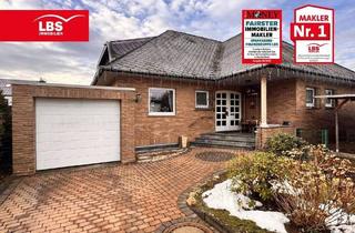 Haus kaufen in 31707 Bad Eilsen, Bad Eilsen - In exklusiver Lage - architektonischer, großzügiger Winkelbungalow mit Dachterrasse und Garage...