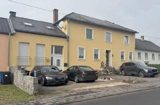 Haus kaufen in 54668 Alsdorf, Alsdorf - Zweifamilienhaus mit schönem Gartengrundstück. L- Echternach nur 10min!