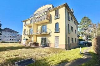 Wohnung kaufen in 01219 Dresden, Dresden - Beziehbare 4-Zimmerwohnung - Nähe Großer Garten! Balkon! Aufzug! 2 x TG! Gäste-Bad!